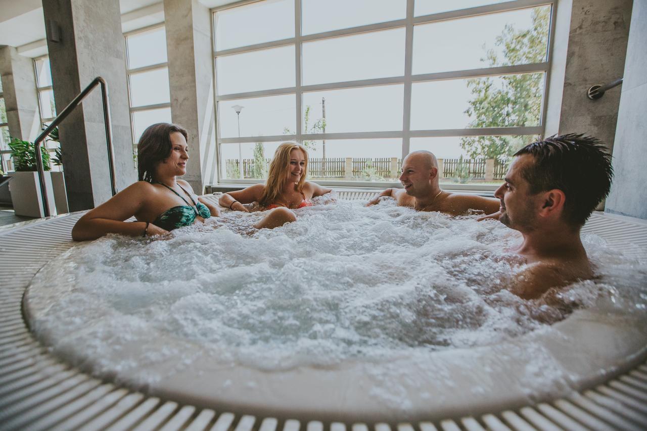 Hotel Radocza Park Business Dış mekan fotoğraf