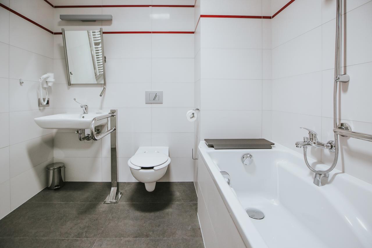 Hotel Radocza Park Business Dış mekan fotoğraf